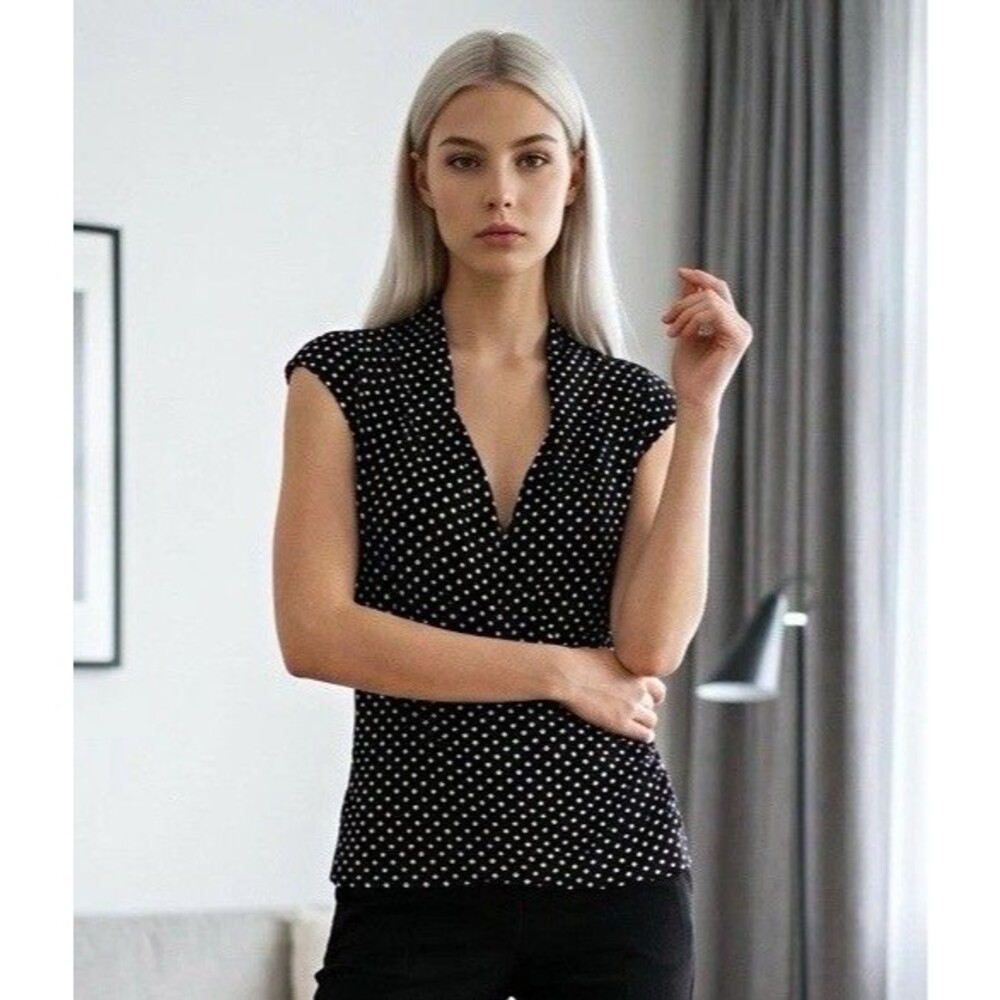 Chaus New York Black White Polka Dot Chiffon Ruffle V-Neck Cap Sleeve Blouse M